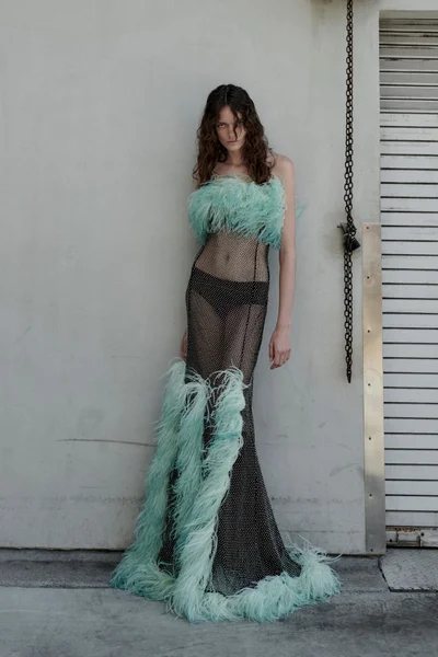 Look 13